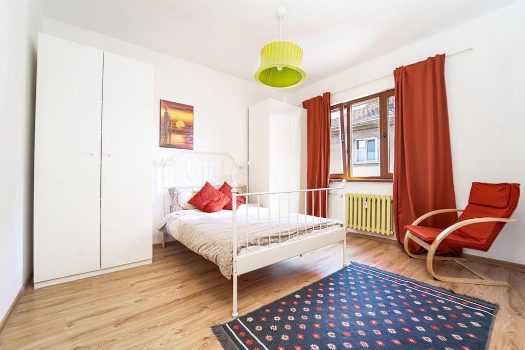 Central Apartment 2Bd Next To Vitosha Bul. Sofia Eksteriør bilde